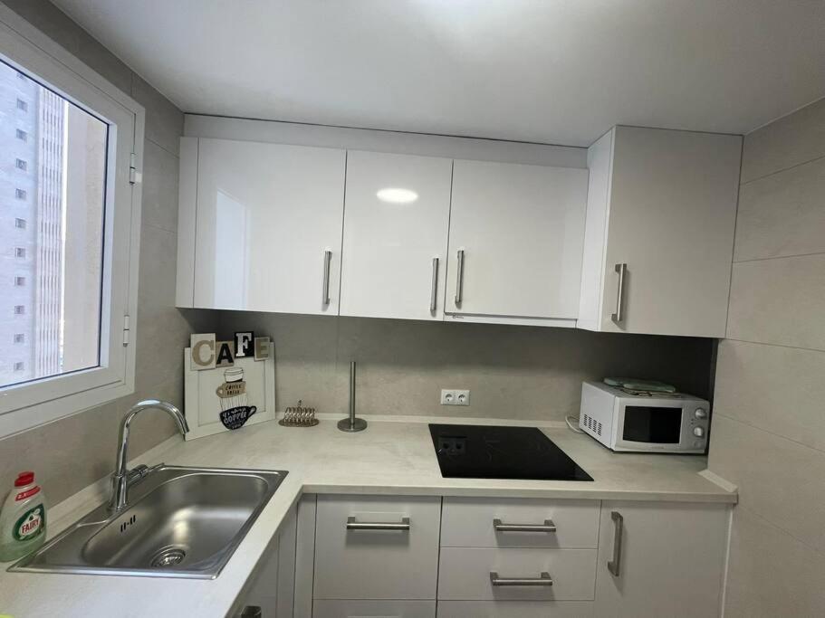 Apartmán Centro Primera Linea Con Piscina Benidorm Exteriér fotografie
