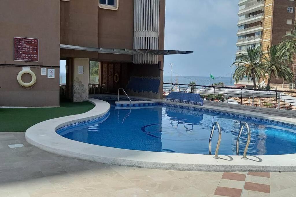 Apartmán Centro Primera Linea Con Piscina Benidorm Exteriér fotografie